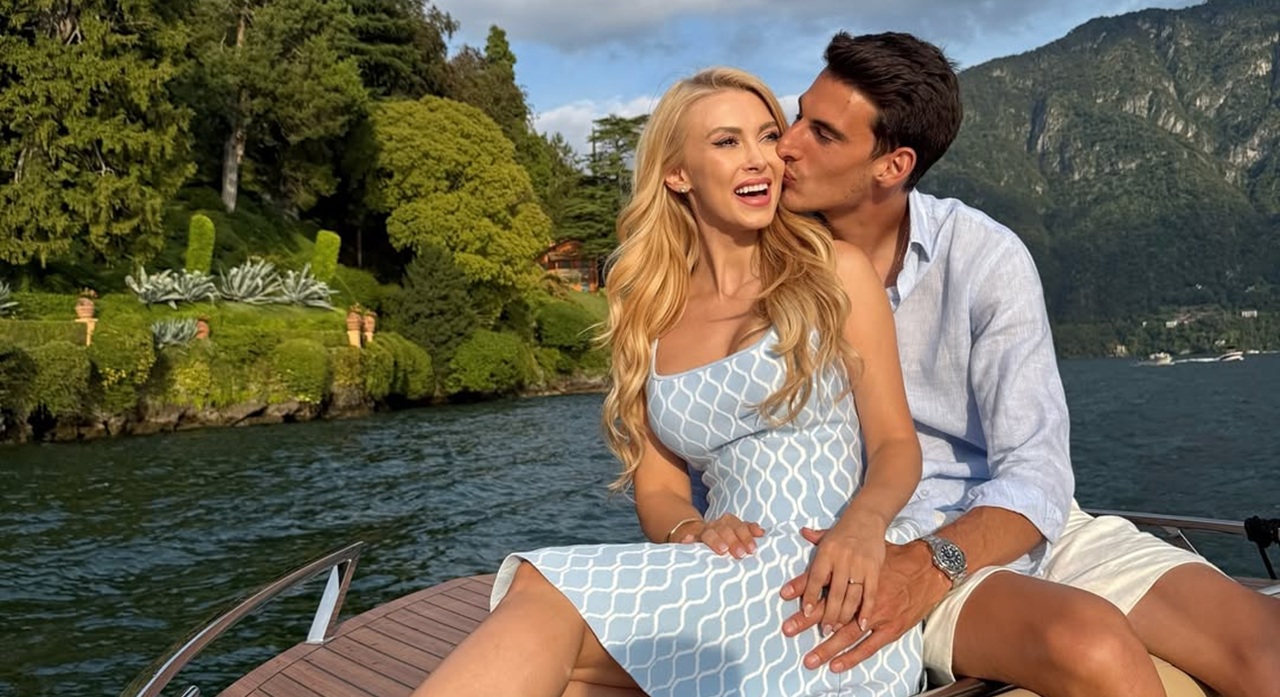 Andreea Bălan, apariție incendiară în costum de baie. Iubita lui Victor Cornea, fără inhibiții