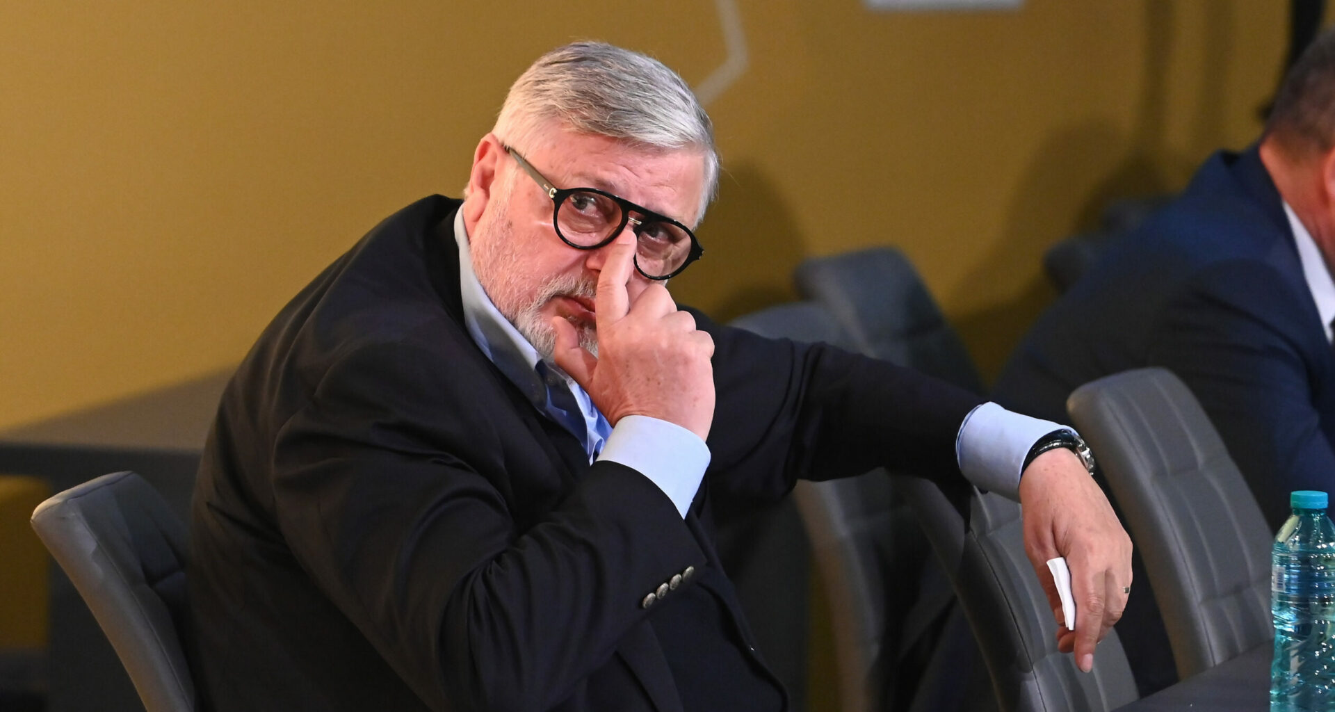 I-a pus gând rău lui Gino Iorgulescu. Primul nume care vrea să pună mâna pe salariul lunar de 33.000 de euro al președintelui LPF