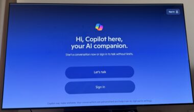 Azi am primit update-ul 23.23.05 pentru LG OLED C4 și alături de alte chestii noi m-am trezit și cu Microsoft Copilot AI!