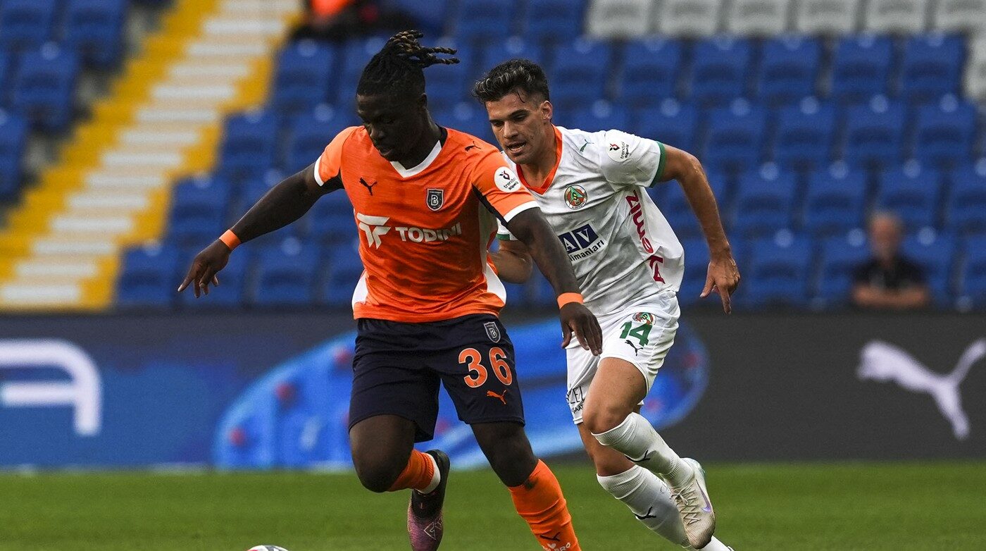 Ianis Hagi nu se aștepta la așa ceva. Acuzații grave împotriva clubului său