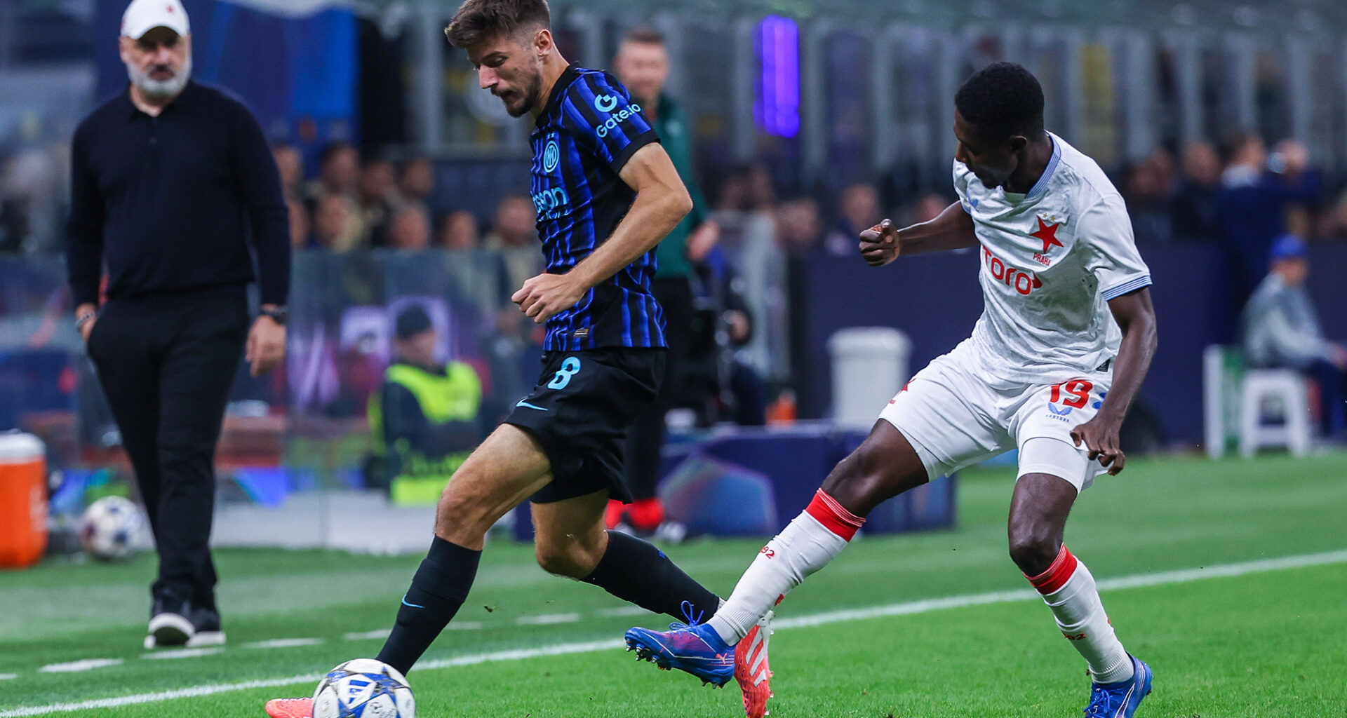 Slavia Praga 3-0, în etapa 2! Încă o victorie pentru Cristi Chivu în Liga Campionilor