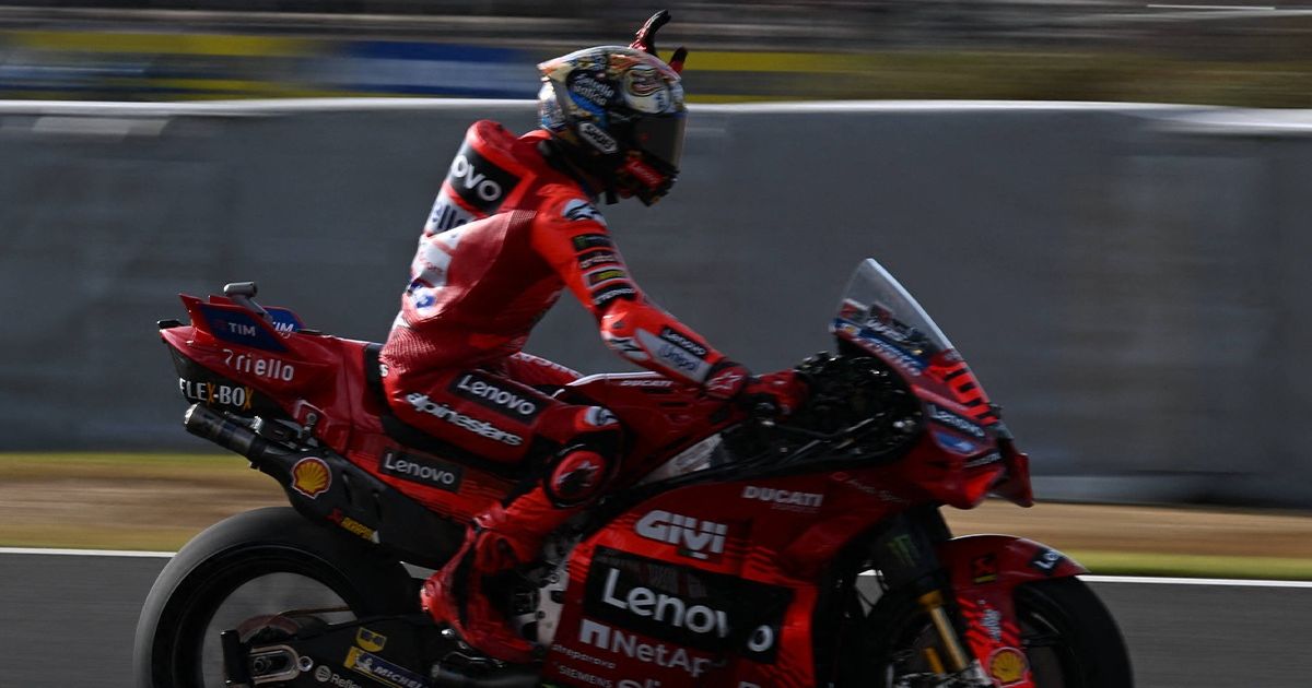 Marquez l-a egalat pe Rossi. Spaniolul a ajuns între primii trei piloți din istoria motociclismului mondial