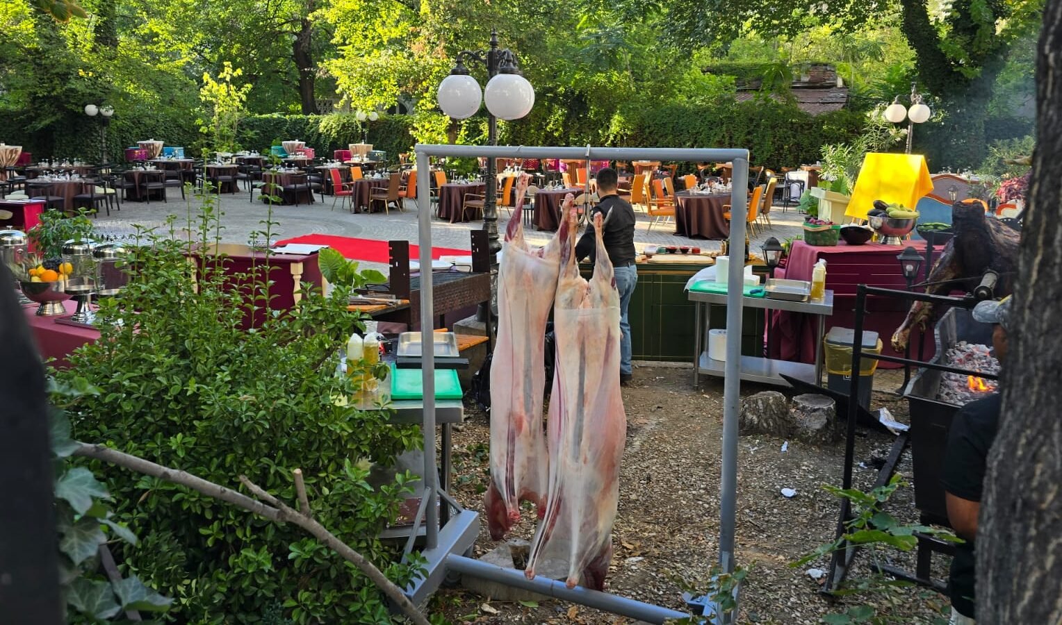 Miei la proțap la petrecerea lui George Simion la Casa Lido