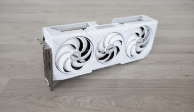 Placă video SAPPHIRE Pure AMD Radeon RX 9070 16GB GDDR6