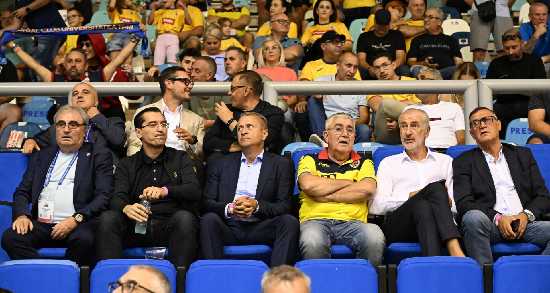 „S-au bătut cu poliția și au fugit pe teren!”