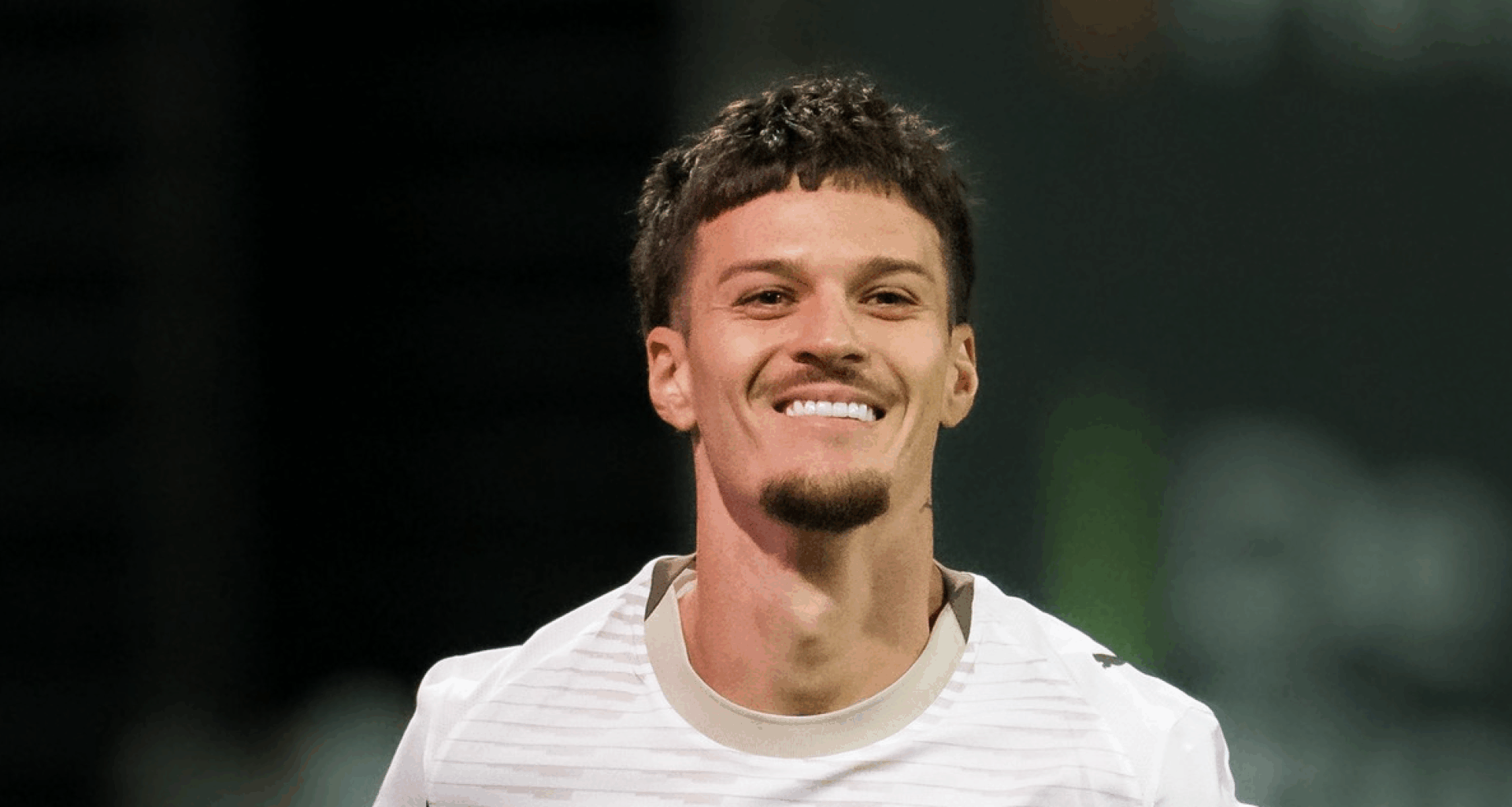 „I-a pus-o pe un platou de argint!”