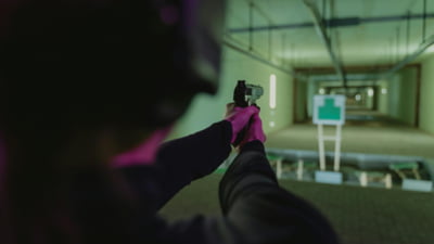 Un glonț care a zburat de la un poligon privat a lovit un bărbat care mergea liniștit cu bicicleta pe drum FOTO