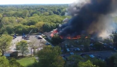 Cel puțin patru oameni au murit, opt au fost răniți