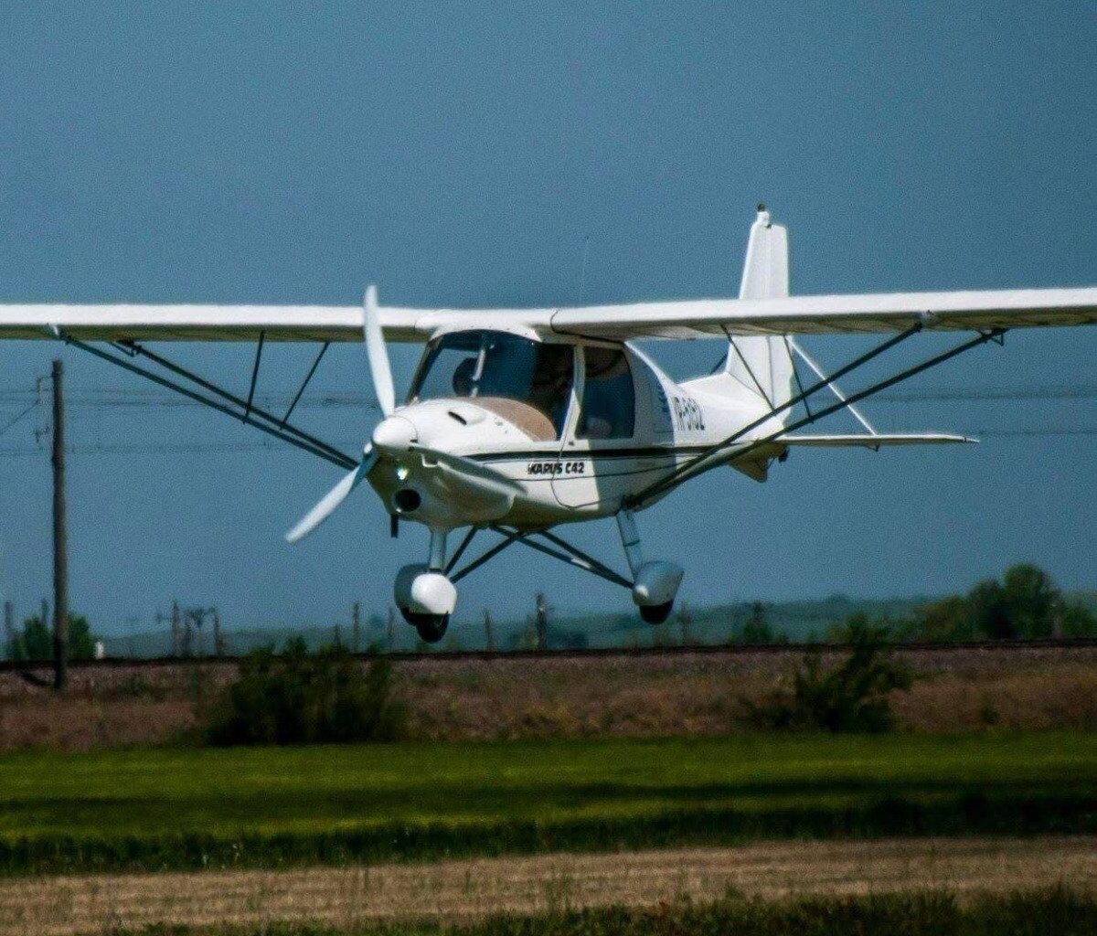 avion de mici dimensiuni