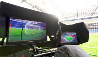 Cine transmite la TV FCSB - Young Boys și Rakow