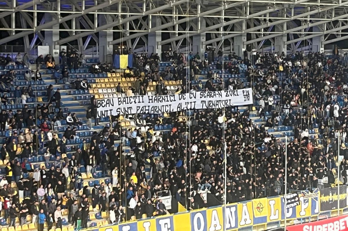 Toate mesajele galeriilor din Petrolul