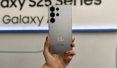 scapă de titan, dar vine cu o surpriză pentru S Pen!