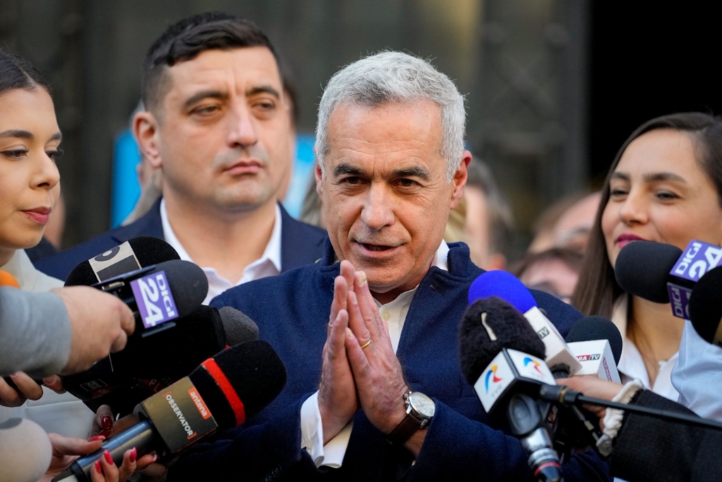 Vor ține suveraniștii țara în tensiune până la următoarele alegeri? „Am fost la doi centimetri de a preda România Rusiei criminale prin legionarul Georgescu”