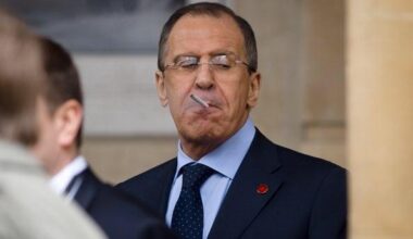 ”E ministru de pe vremea lui Hristos. Să nu ne mai uităm în gura lui Lavrov” VIDEO