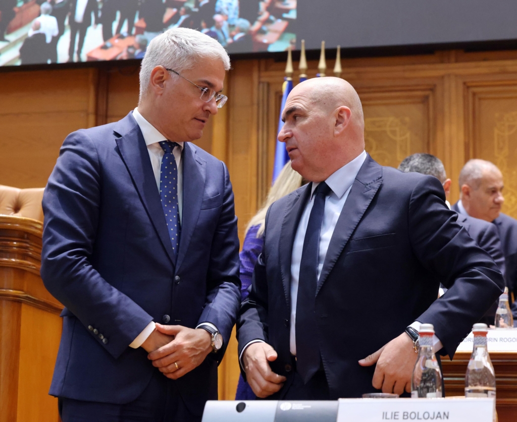 Coaliția discută despre mai multe restructurări. „România ar funcţiona şi dacă în administraţia locală scoatem 13.000 de posturi şi 20 la sută din administraţia centrală”