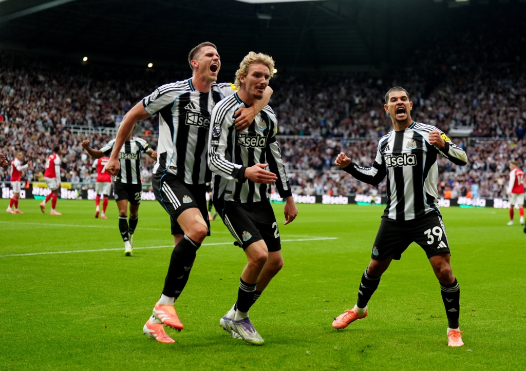 „Nu pot decât să-i felicit că au găsit un idiot să plătească atâția bani.” Cel mai criticat transfer al verii, analizat de o legendă a fotbalului