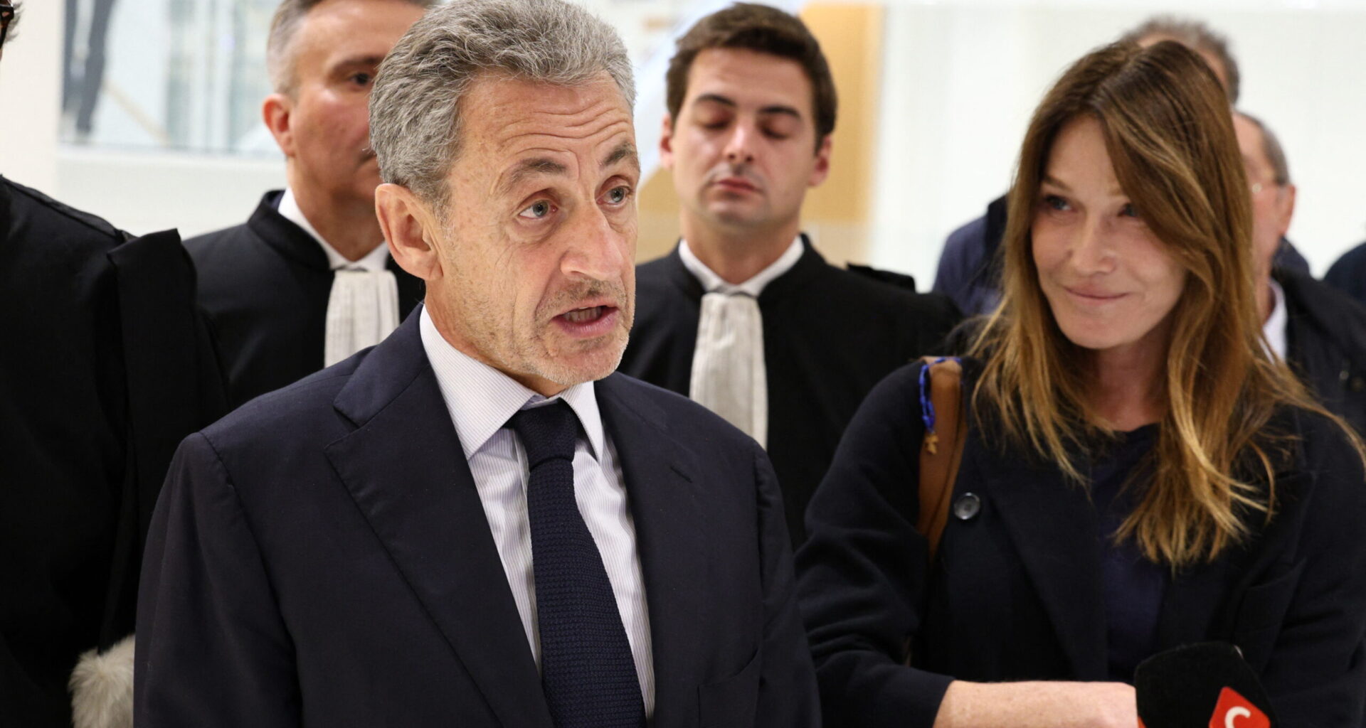 Nicolas Sarkozy cataloghează condamnarea sa drept o „încălcare totală a statului de drept”