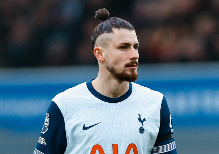 Tottenham a decis viitorul lui Radu Drăgușin