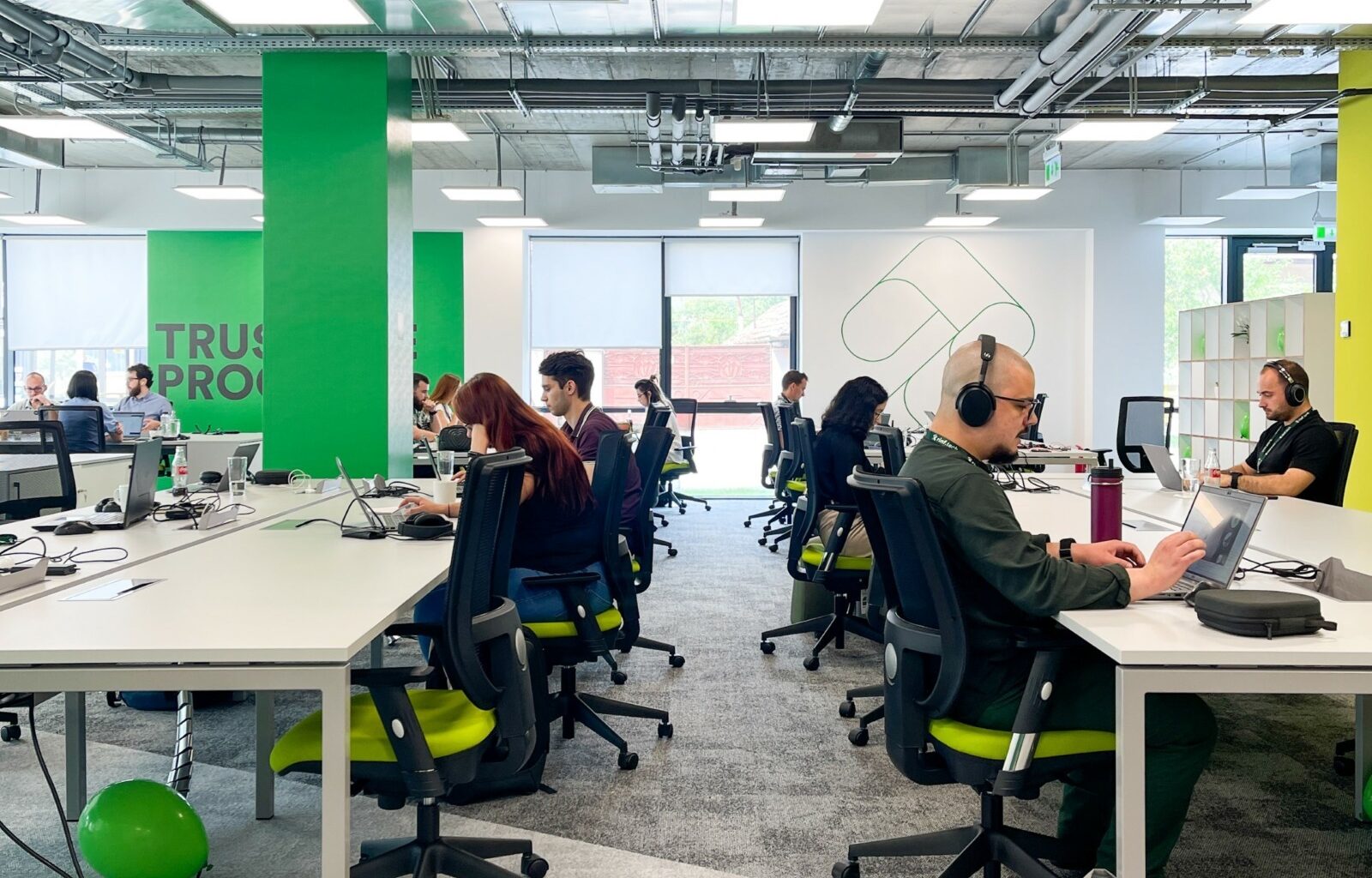 Restrângerea accesului IT-iștilor indieni pe piața americană deschide oportunități pentru România