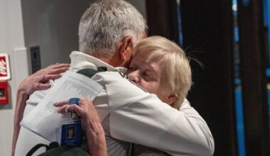 Cine este femeia pe care Jose Mourinho a îmbrațisat-o îndelung la revenirea pe Stamford Bridge