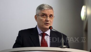 Dăianu îl contrazice pe Bolojan. Deficitul bugetar va fi de 9%. „Criza bugetară e auto-provocată”