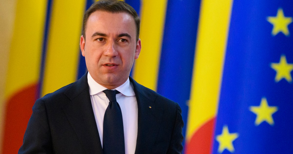 Bogdan Ivan: România plătește cel mai scump curent electric din Europa. Vindem cu un leu şi importăm cu până la 2.500 de lei