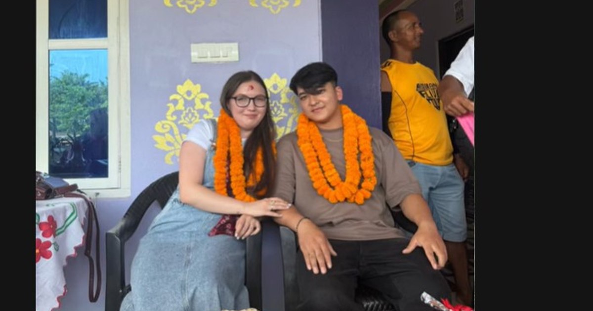 O româncă a fost dusă de soțul nepalez în țara lui natală. Femeia a fost surprinsă cu o zi de naștere de neuitat