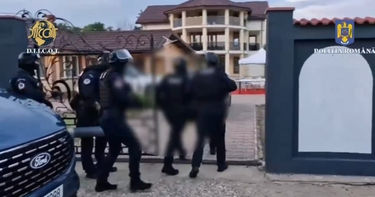 Românul care fabrica bombe și le testa în propria gospodărie a fost reținut: plănuia un atentat cu victime multiple