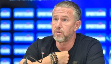 Reghecampf și-a pus tot Sudanul în cap. Fanii fac front comun pentru demiterea românului: „Omul a eșuat/ E doar un antrenor șomer”