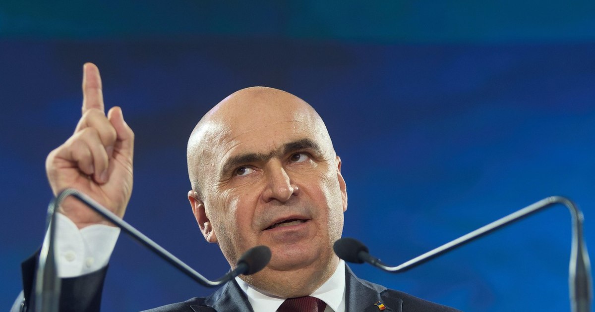 Salariile în sectorul public şi pensiile, plafonate până în 2027. Când spune Bolojan că își va reveni economia