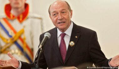 Traian Băsescu acuză PSD, PNL și UDMR că au păcălit electoratul și au favorizat ingerințele Rusiei