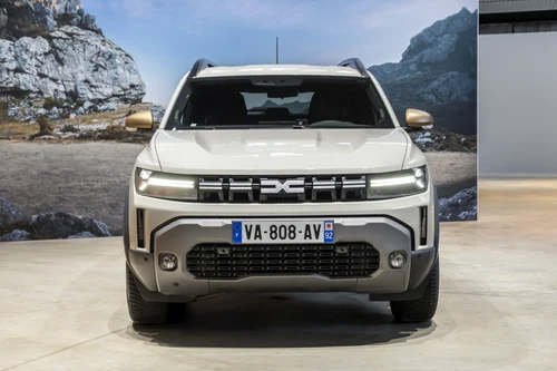 Dacia Duster Hybrid-G 150 4x4 Foto: Dacia