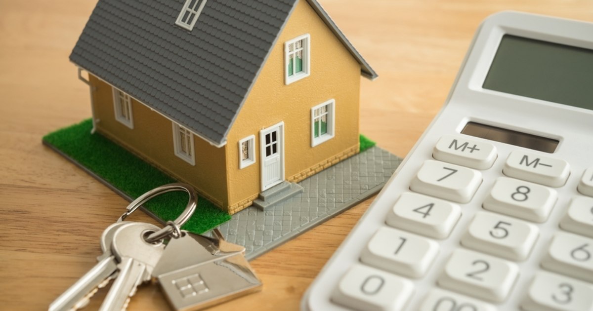 Au început la fel. Apoi unul a moștenit o casă, celălalt o rată. Cum schimbă moștenirea destine egale