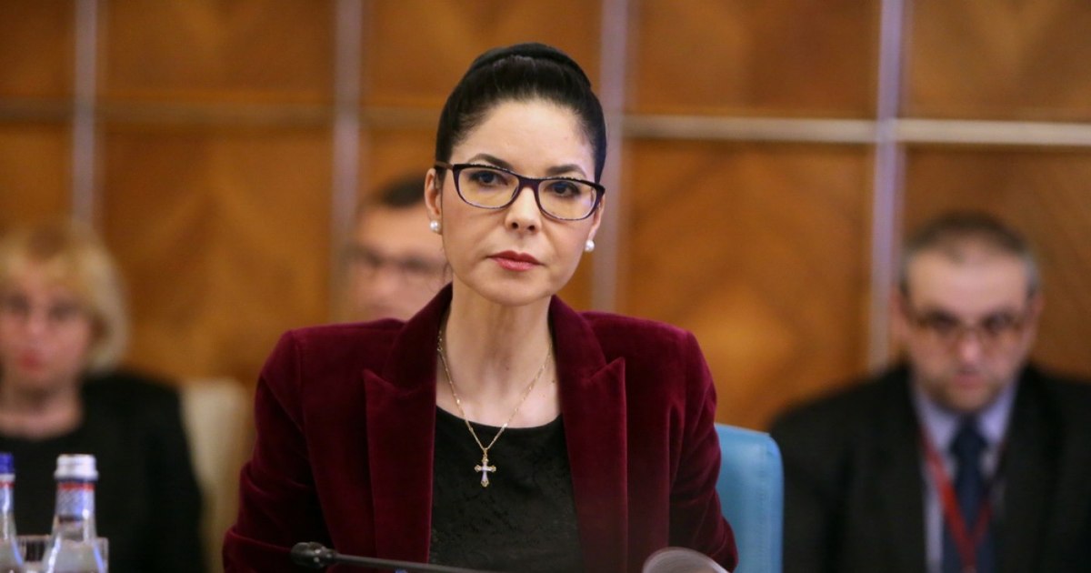 Ana Birchall, acuzată că s-ar fi oferit să devină agent CIA în schimbul unei funcții importante în România. Reacția fostului consilier prezidențial: „O minciună”