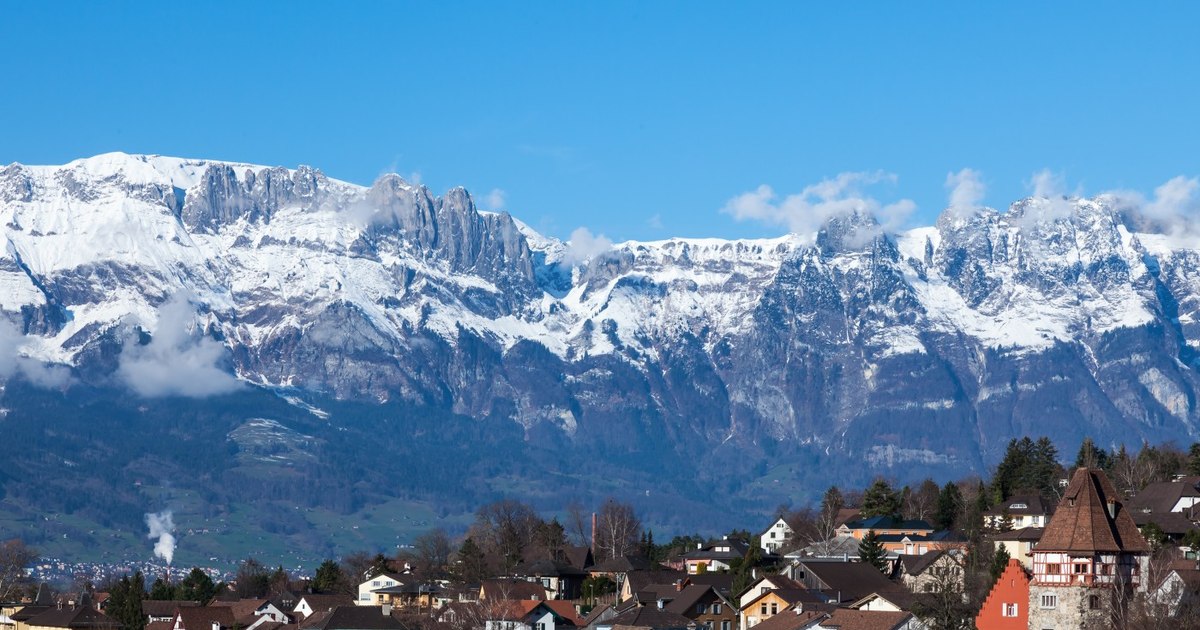 Țara europeană care face angajări în condiții avantajoase: aproape 300 de locuri de muncă disponibile, salarii medii de 8.000 de euro și cazare gratuită