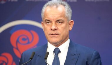 Porumboiu susține că Plahotniuc a fost general SIE și a beneficiat de sprijin politic din România