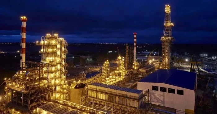 Rafinăria din Tiumen/FOTO:X