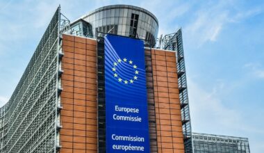 Comisia Europeană deschide trei proceduri de infringement împotriva României