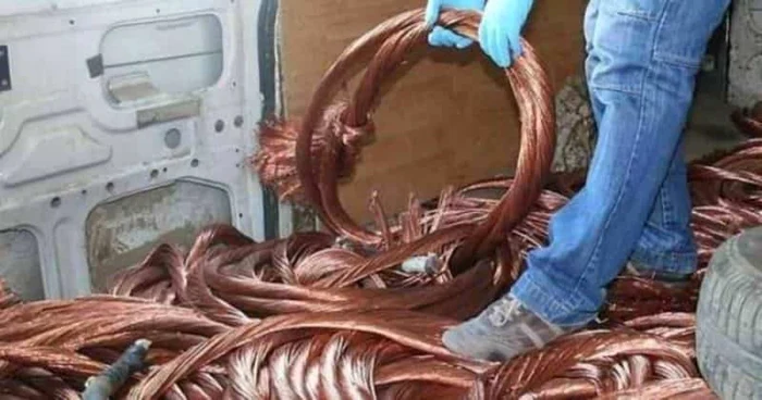 Mai mulți români, recrutați pentru a fura cupru în Germania/FOTO: Arhivă