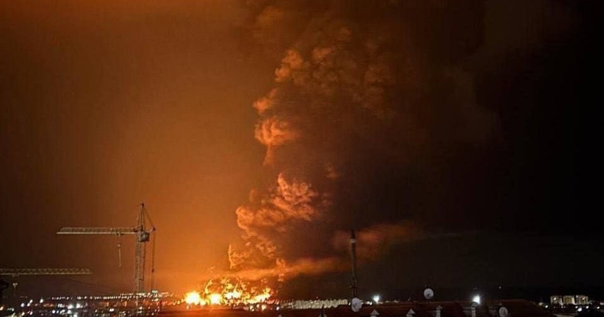 Ucrainenii au lovit cel mai mare terminal petrolier din Crimeea. Este al doilea atac într-o săptămână