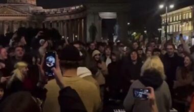 Protest la Sankt Petersburg: tinerii au cântat melodii anti-război interzise de Kremlin