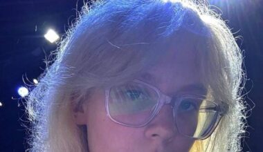 Tânăra muziciană din Sankt Petersburg care a cântat un cântec interzis, arestată pentru 13 zile. Ce spun versurile care-l deranjează pe Putin