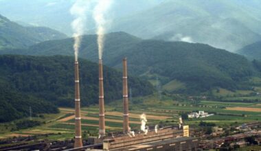 Un economist cere reformarea sistemului energetic: „Îmbogățește niște speciali cu prețul sărăciei noastre”