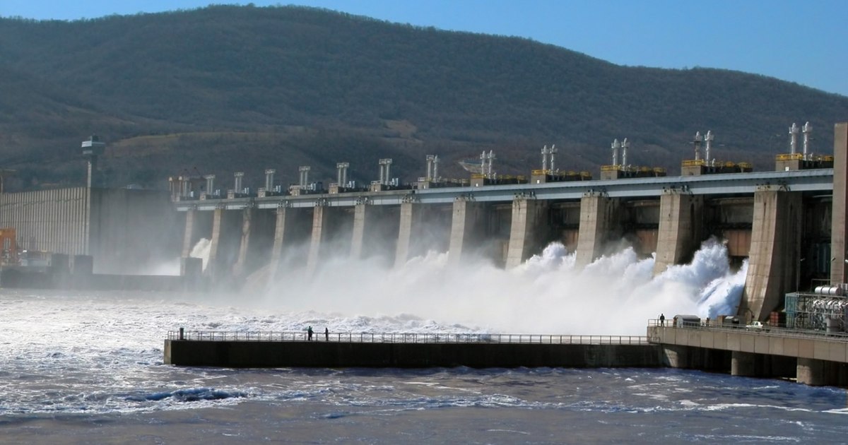 Cine pune în pericol siguranța energetică a României și face jocurile Rusiei. Economist: „Erați în echipă cu Călin Georgescu”