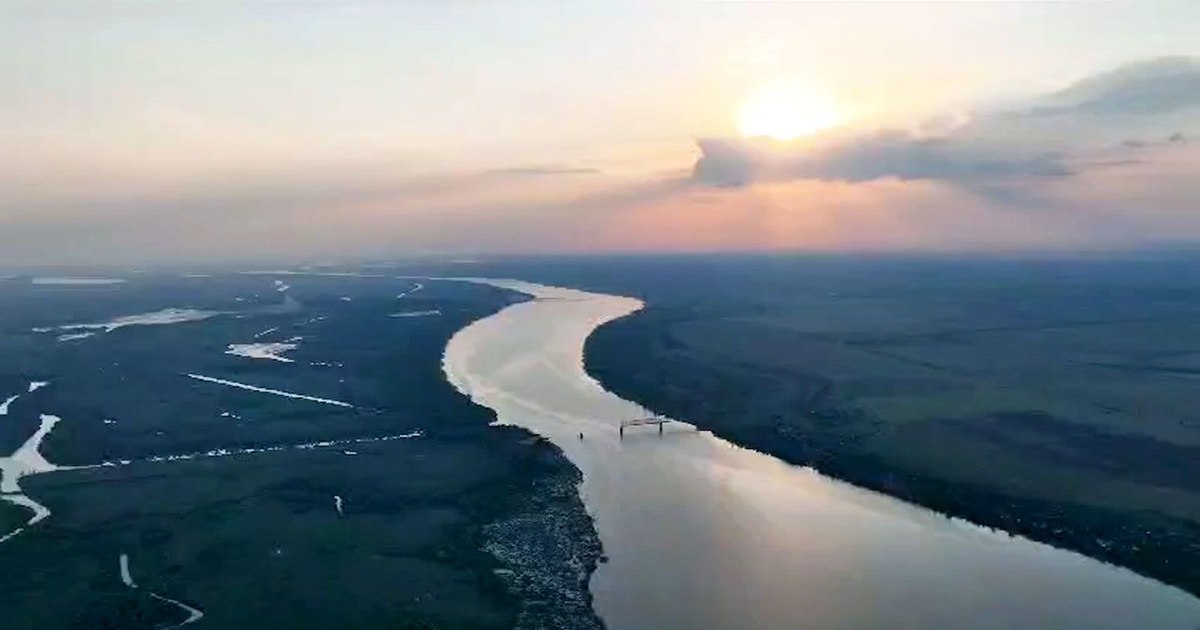 Prizonieri în mijlocul apelor: Sute de soldați ruși blocați pe insulele morții din delta Niprului, sub teroarea dronelor ucrainene