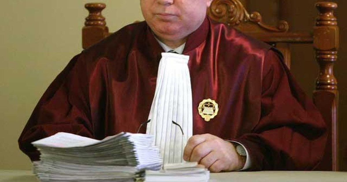 Un fost judecător al CCR crede că pensia sa „de doar 10.000 de euro” nu este prea mare: „ce atâta tam-tam”