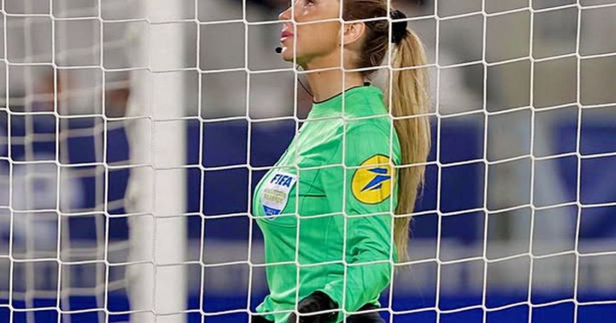 La 45 de ani, prea provocatoare pentru arbitraj. I-au interzis fluierul pentru că fermeca fotbaliștii: „Mă abordau în vestiar/ Antrenorii strigau «te vom omorî»”