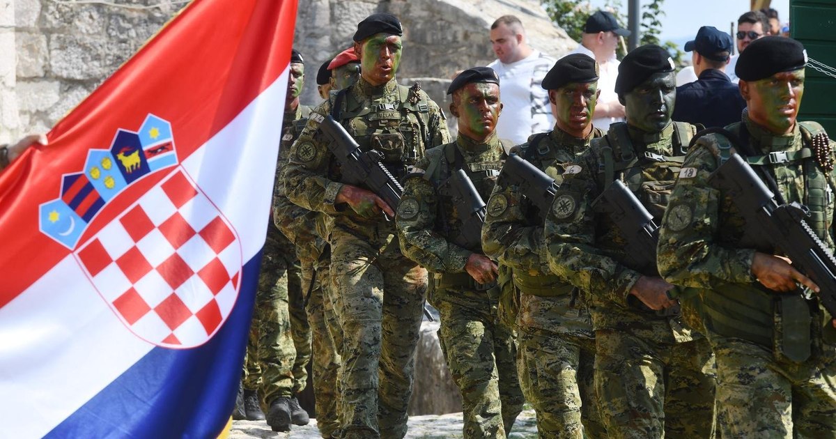 Croaţia revine la serviciul militar obligatoriu. Doar două luni de instrucție pentru tinerii soldați