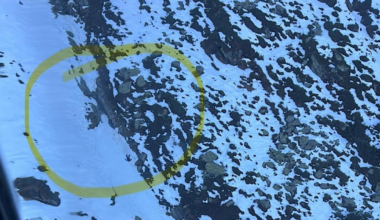 Tragedie în Munții Făgăraș: două persoane au murit după ce au căzut sute de metri în zona Vârfului Netedu