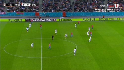 Primul gol primit de FCSB în partida cu Bologna. Foto: Captură Prima Sport